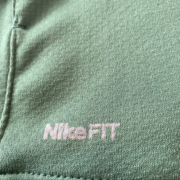 Nike Oregon Ducks 1/4 zip pullover - Picture 5 of 5